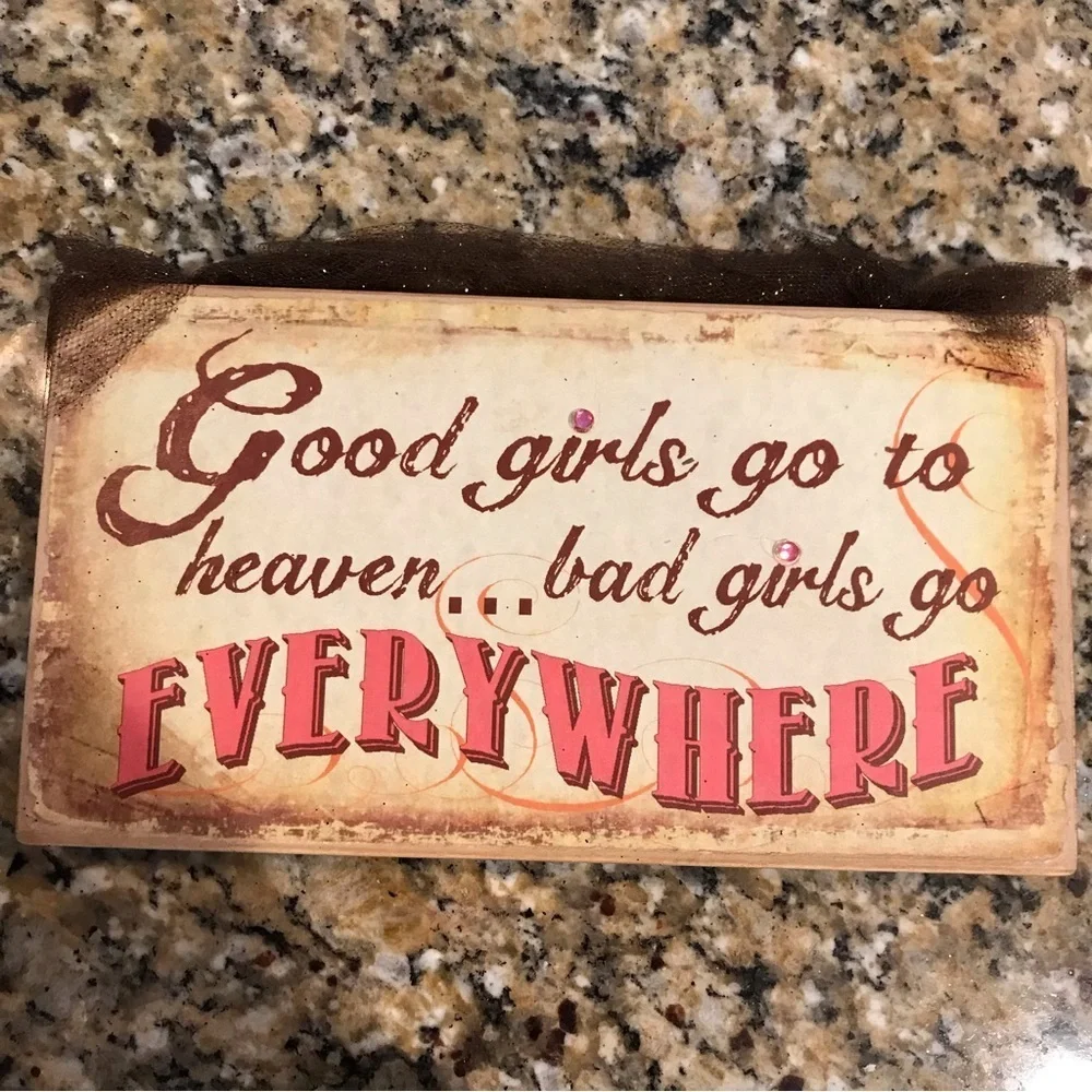 ▪️Handmade Wooden Sign